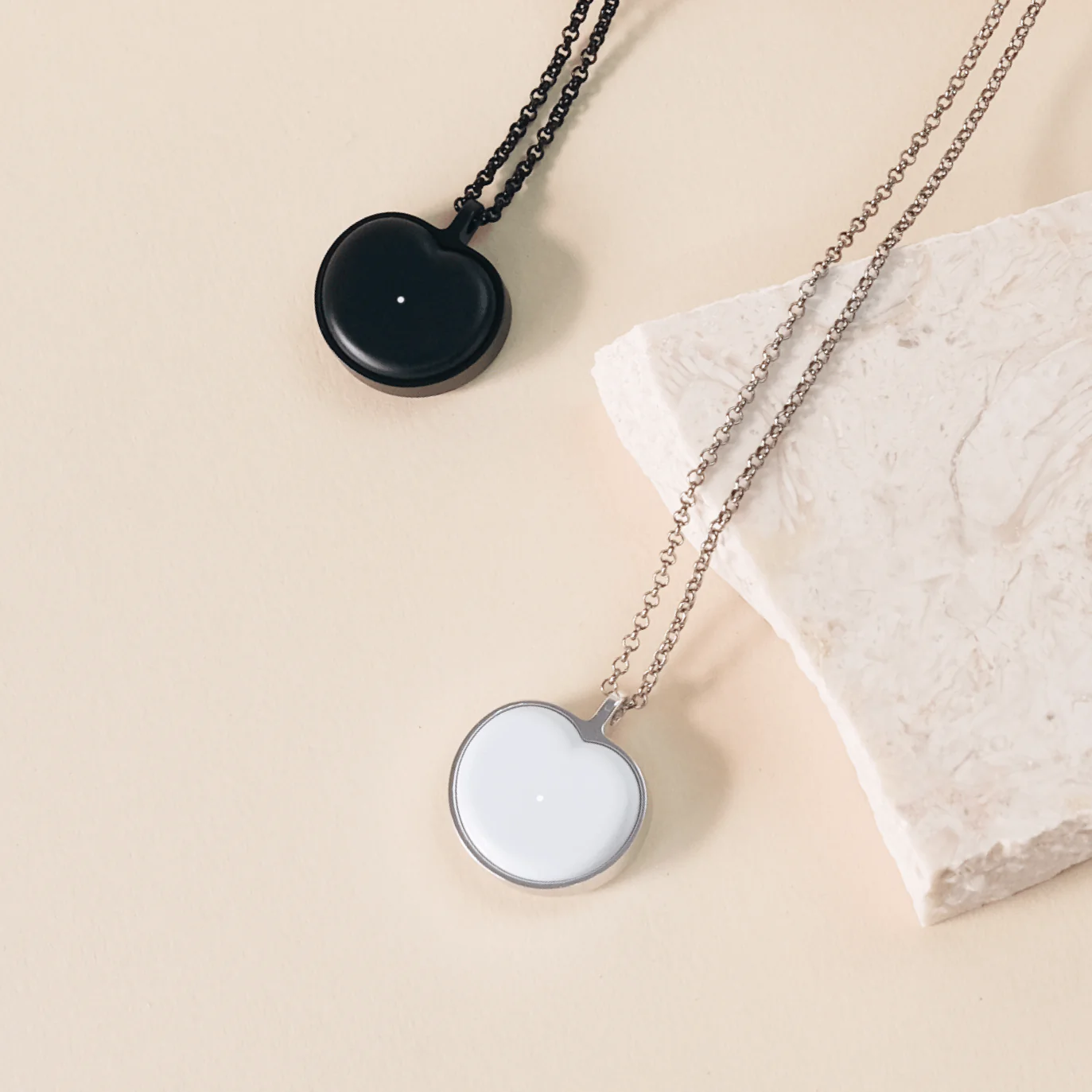Bond Heart Necklace - Image 6